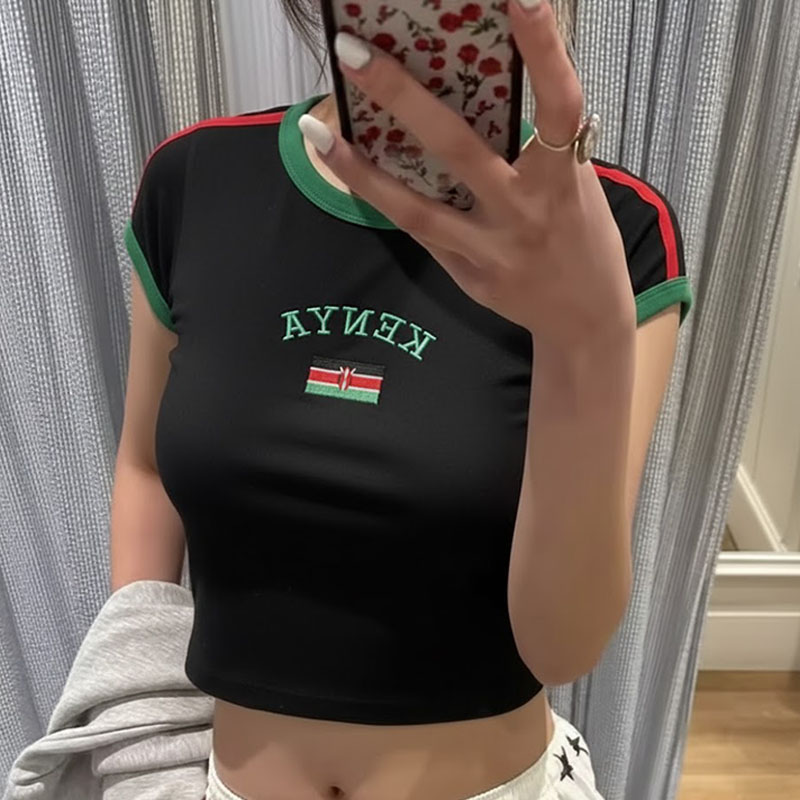 Street Fashion Kenya - เสื้อครอปพิมพ์ลายสไตล์เคนยา Y2K เซ็กซี่ ทรงเข้ารูป เสื้อยืดแขนสั้นผู้หญิง สไตล์โกธิค
